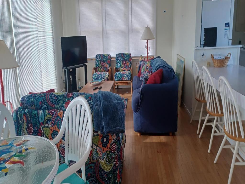 Stunning Home In Loveladies With 3 Bedrooms And Internet Barnegat Light Bagian luar foto